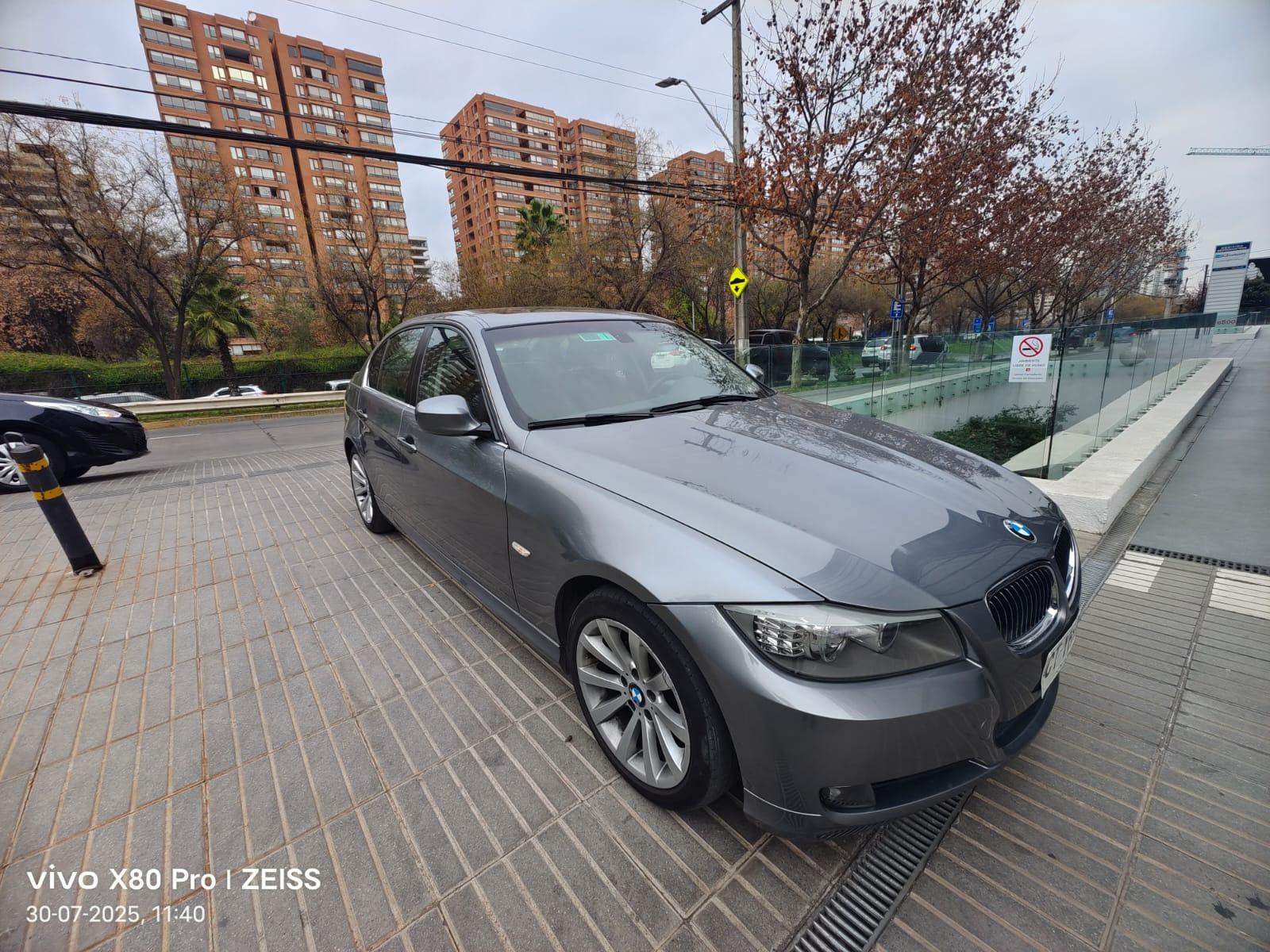 BMW 325 IA 325iA 2011 Excelente Oportunidad - FULL MOTOR
