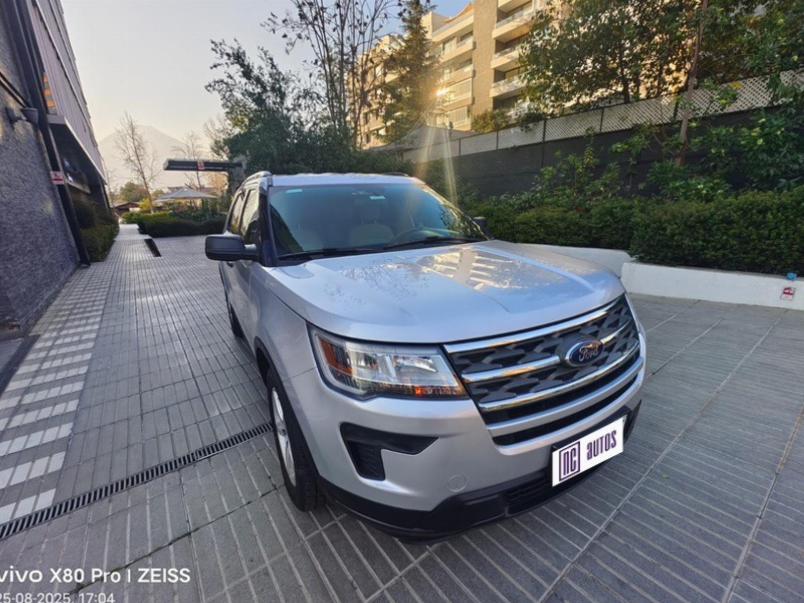 FORD EXPLORER ECOOBOST 2.3 L 2019 Impecable poco KM - 