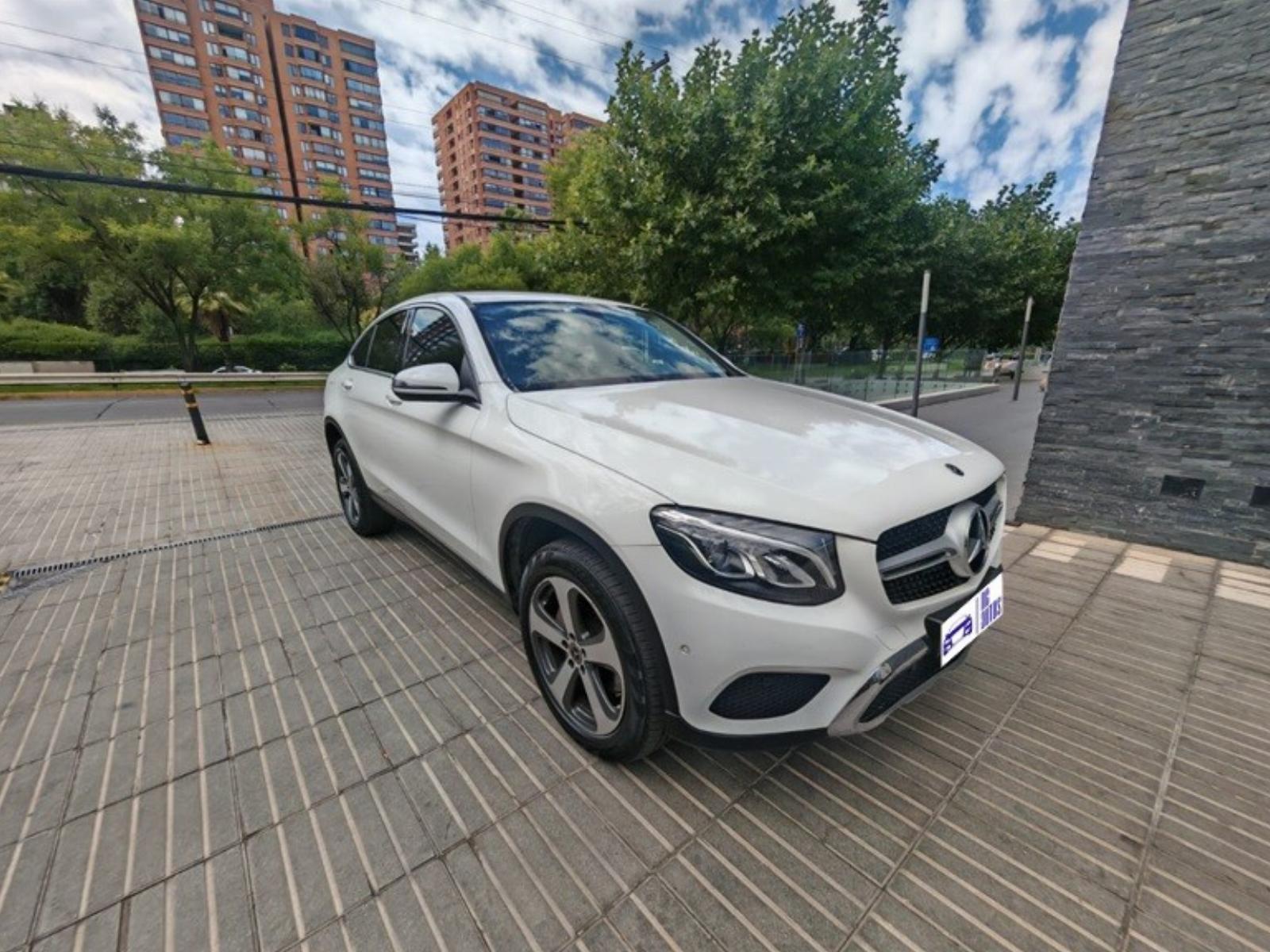MERCEDES-BENZ GLC 220D Diesel Coupe 2018 Impecable - FULL MOTOR