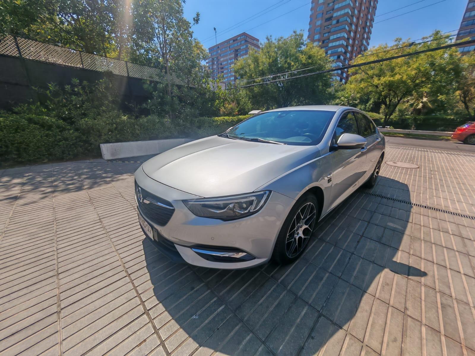 OPEL INSIGNIA OPC 1.5 Turbo 2019 Impecable poco KM - FULL MOTOR