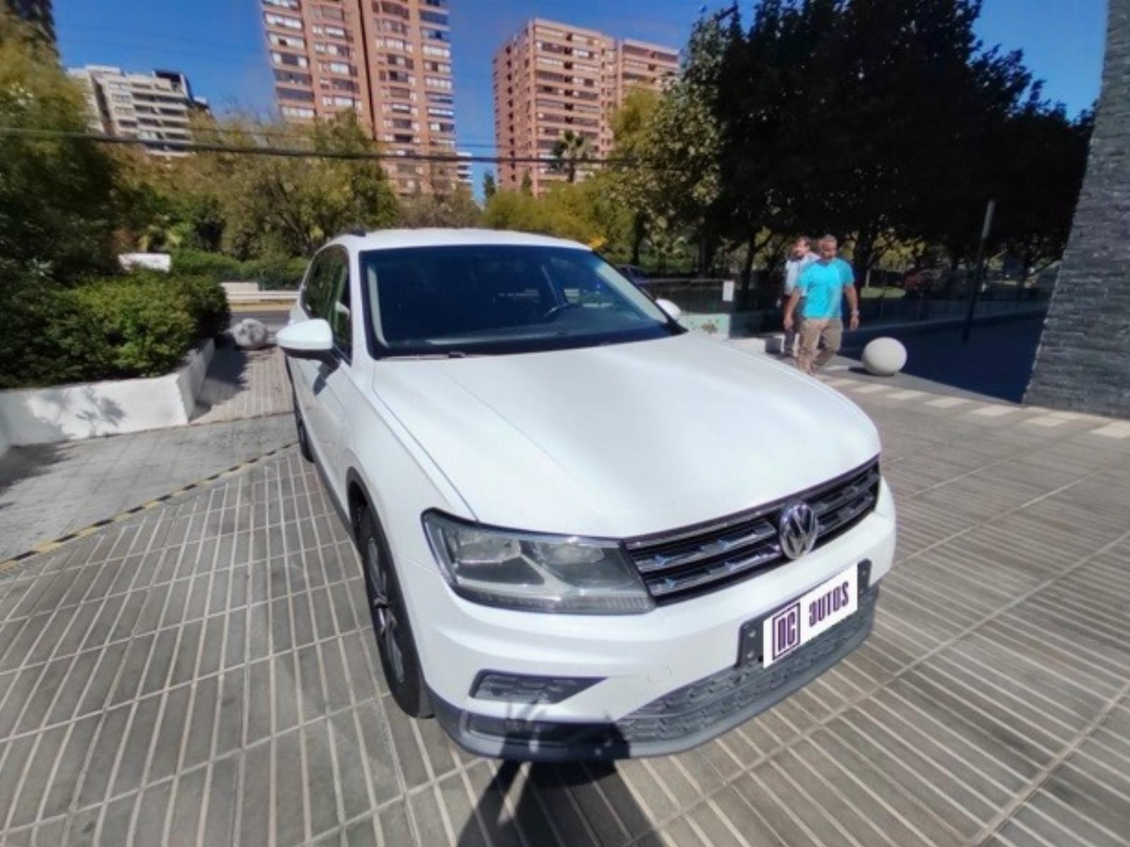VOLKSWAGEN TIGUAN 2.0 TDI DSG Comfortline Aut 4Motion 7A 2019 Excelente Oportunidad - FULL MOTOR