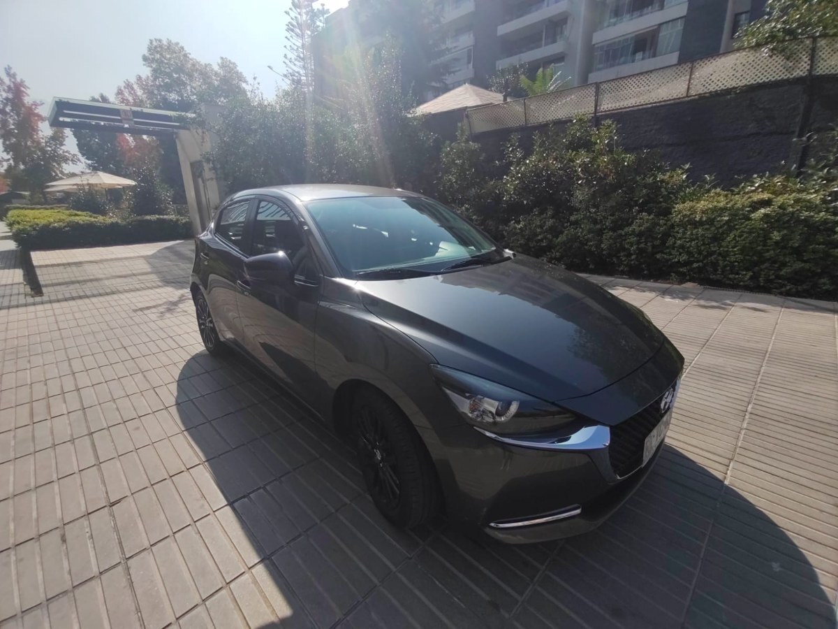 MAZDA 2 1.5 V Auto Skyactive 2022 Excelente Oportunidad - FULL MOTOR