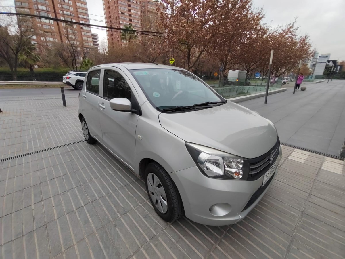 SUZUKI CELERIO 1.0 GLX 4X2 HB BT AC MT 5P 2018 Excelente Oportunidad - FULL MOTOR