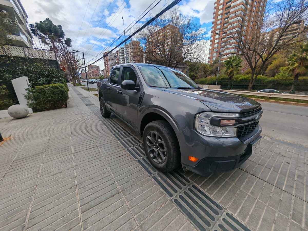 FORD MAVERICK 2.0 XLT 4X2 AT 4P. 2024 Impecable - NC AUTOS