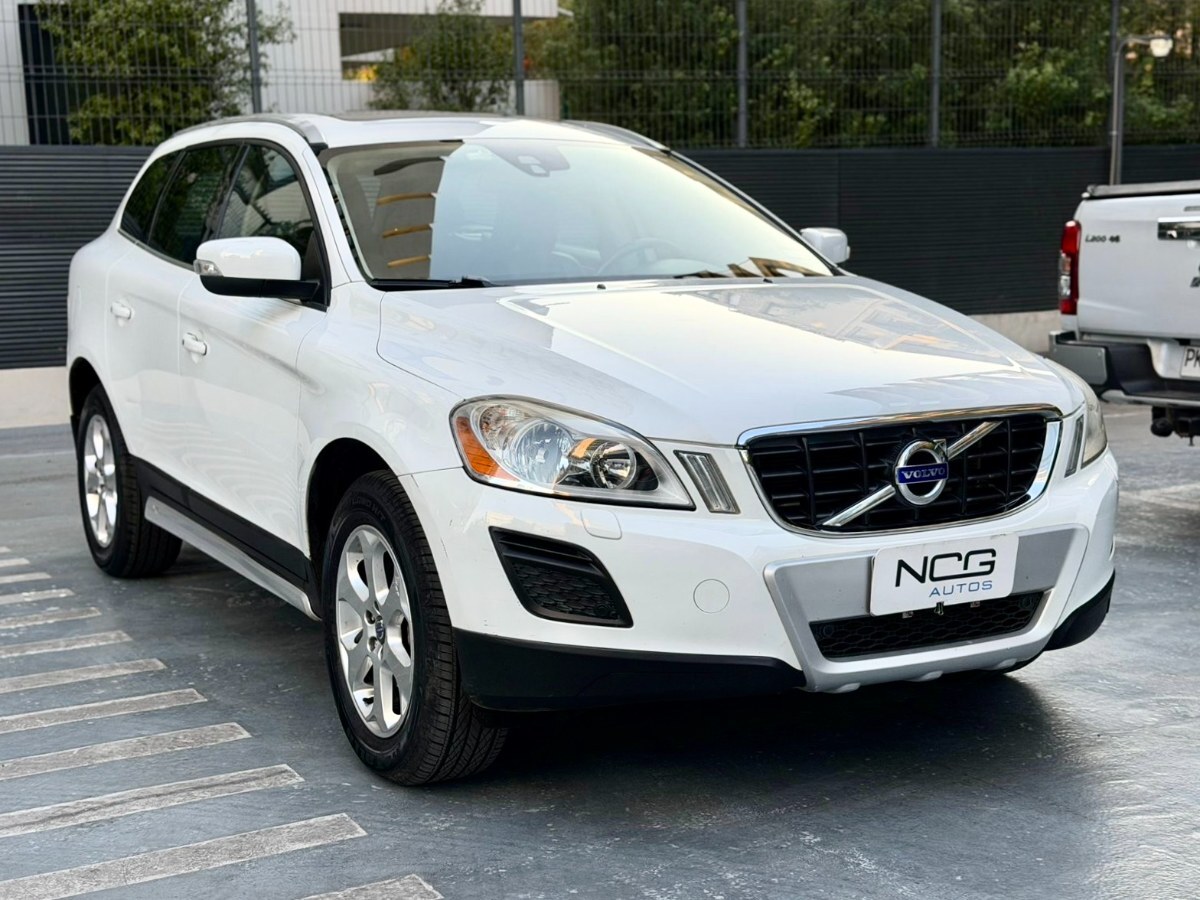 VOLVO XC60 PLUS T5 AWD 2012 MANTENIMIENTO EN LA MARCA - FULL MOTOR