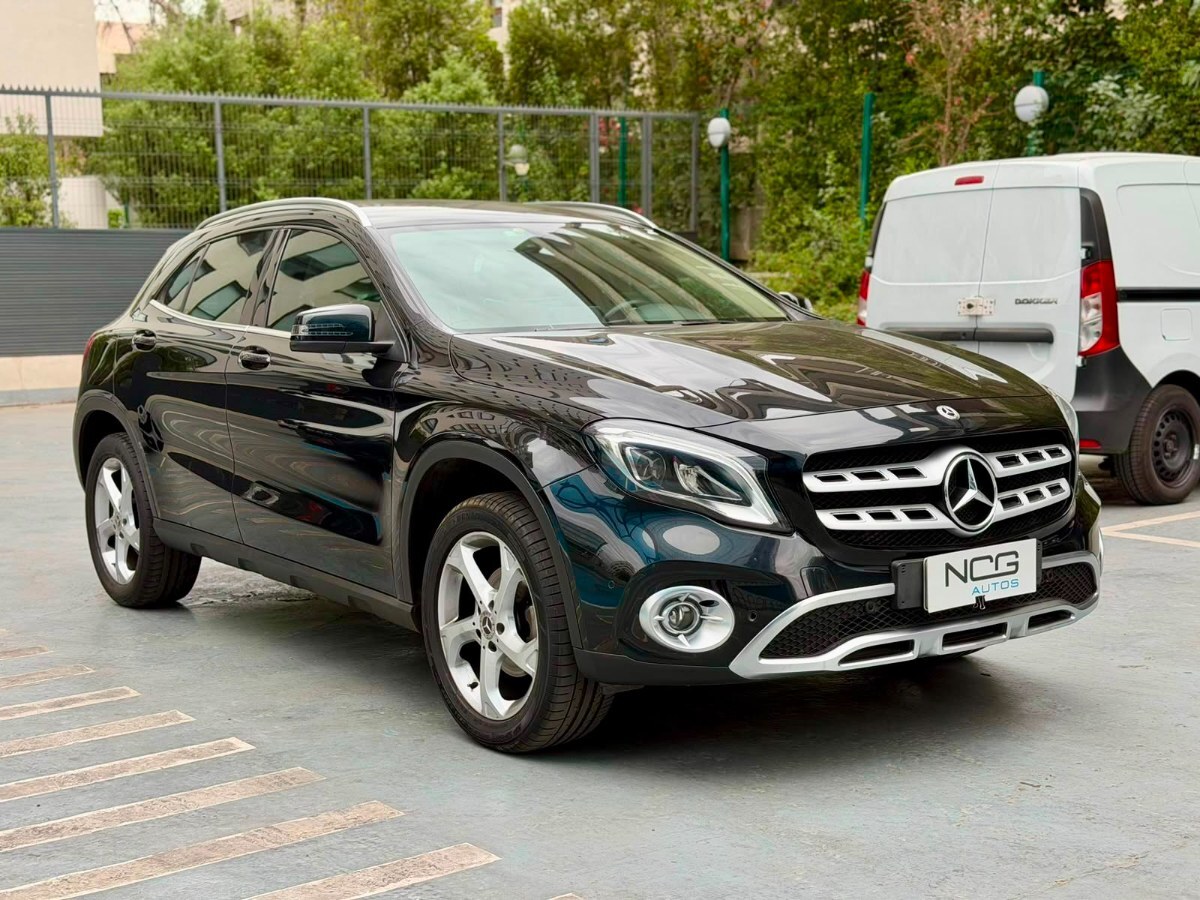 MERCEDES-BENZ GLA 200 1.6 TURBO 2021 UN DUEÑO MANTENIMIENTO EN LA MARCA - FULL MOTOR