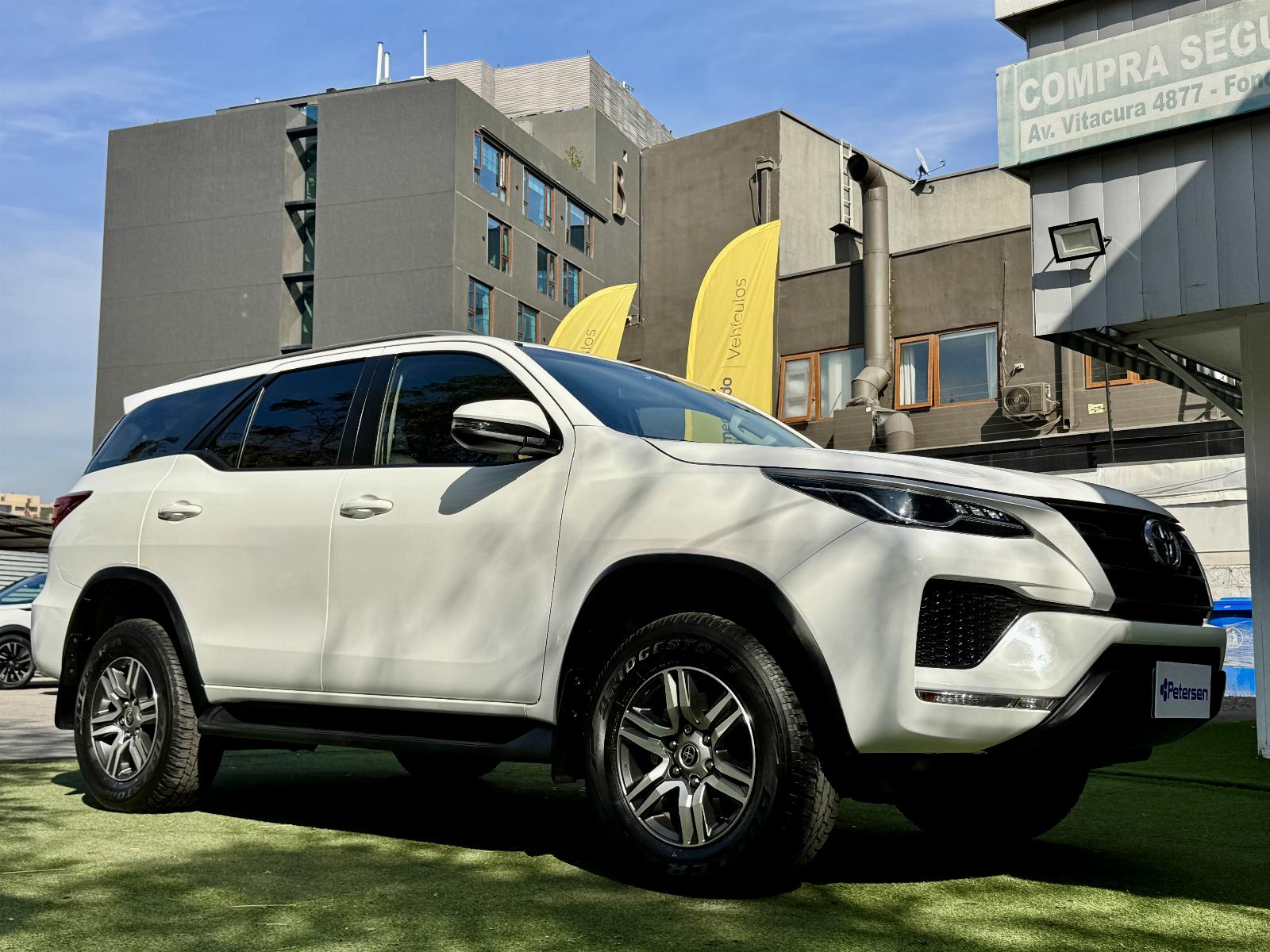 TOYOTA FORTUNER SR5 4X4 MT TDI 2,8L 2022 UNICO DUEÑO - 
