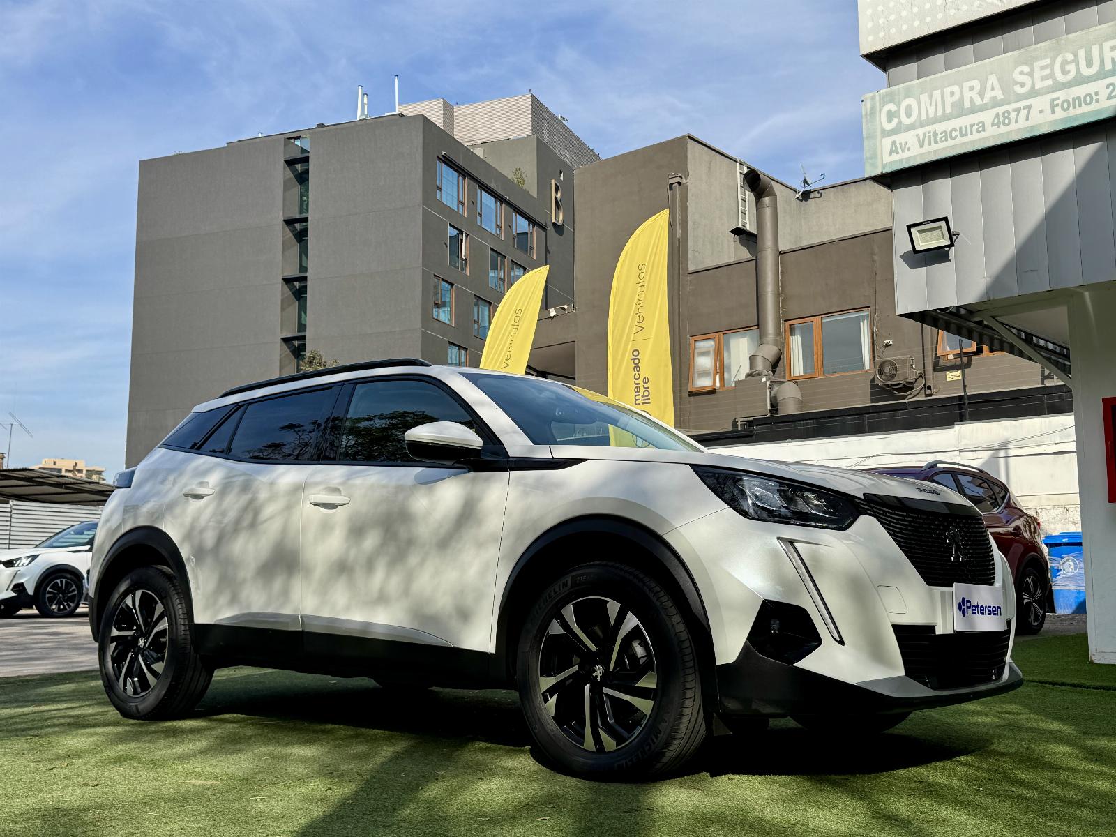 PEUGEOT 2008 ALLURE PACK BLUEHDI 130EAT8 2021 UNICO DUEÑO - FULL MOTOR