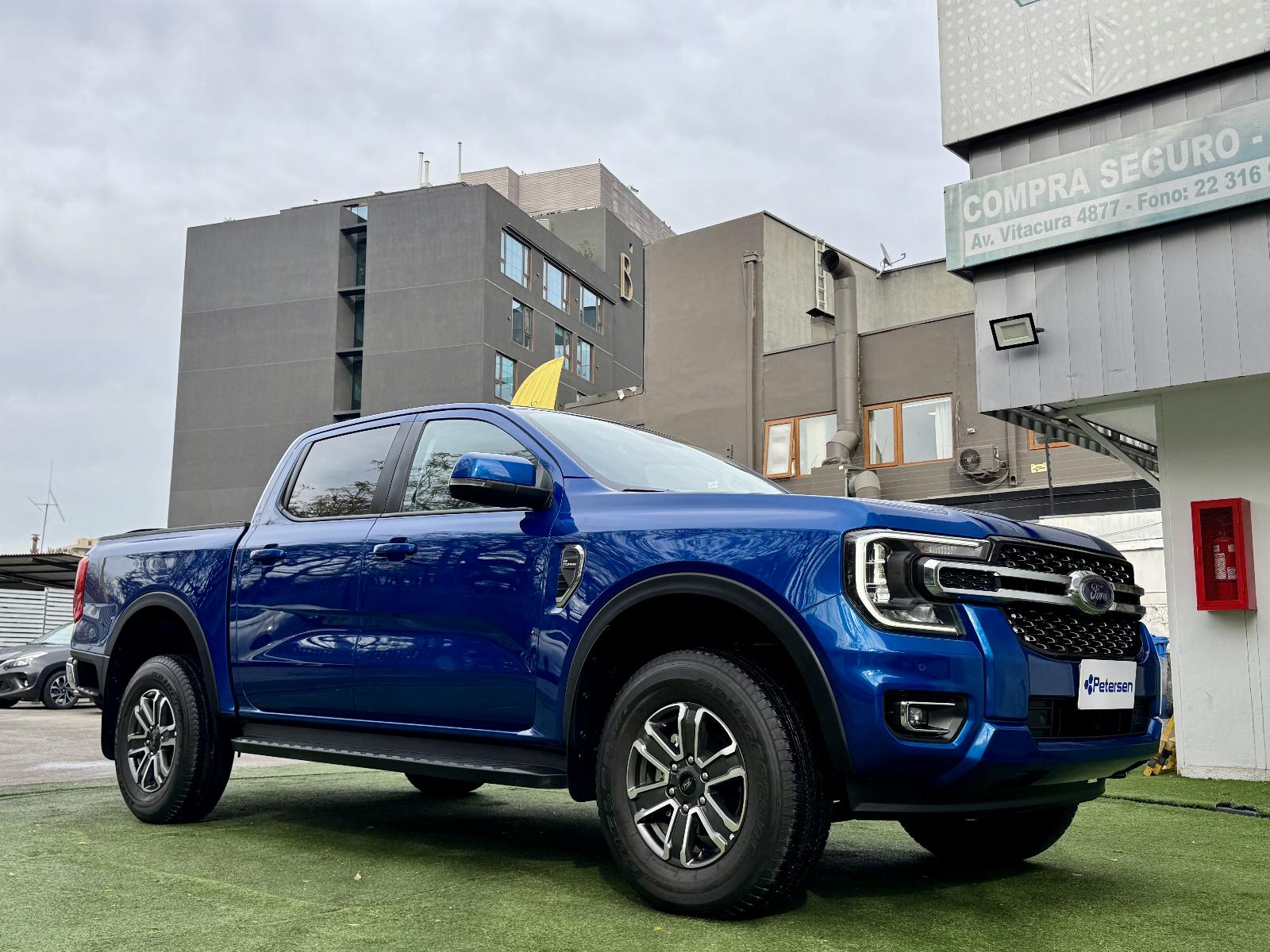 FORD RANGER XLT 4X2 AUT 2.0 2024 UNICO DUEÑO - 