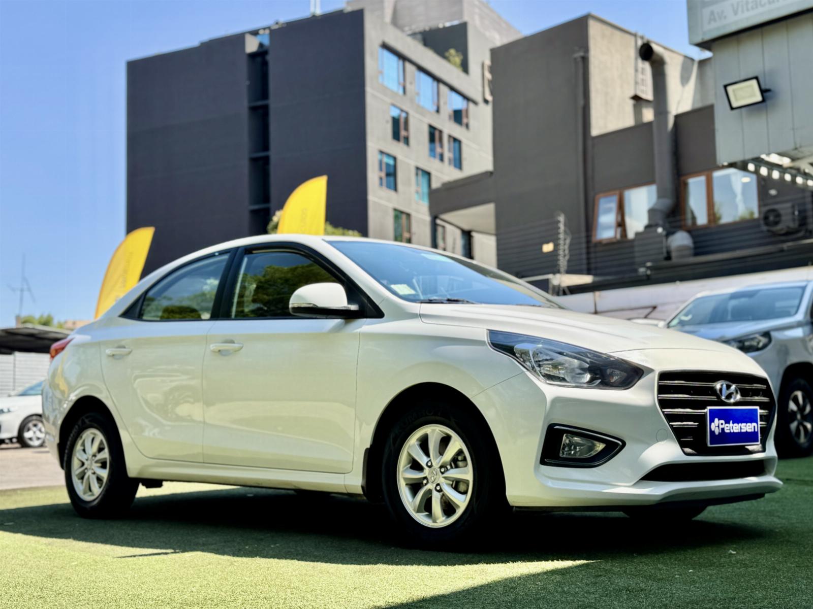 HYUNDAI VERNA CB 1.4 MT PLUS 2021 - FULL MOTOR