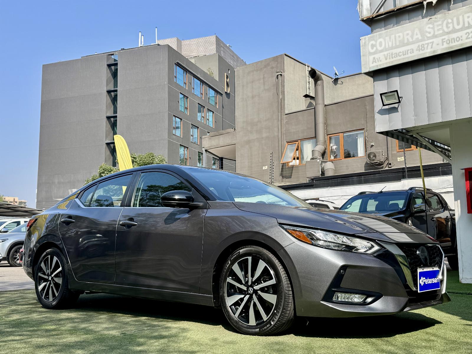 NISSAN SENTRA EXCLUSIVE CVT 2.0 2021 UNICO DUEÑO - FULL MOTOR