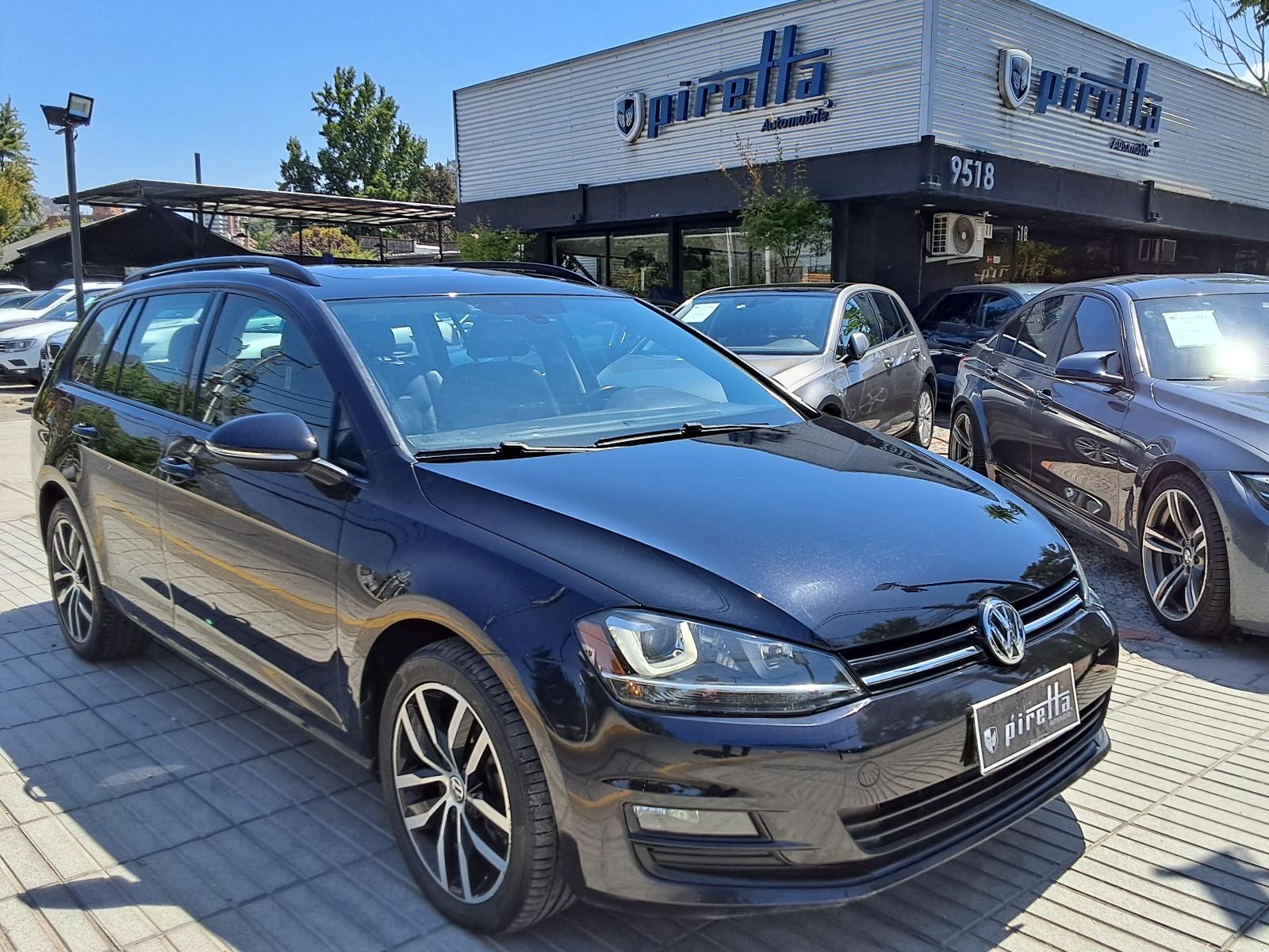 VOLKSWAGEN GOLF VARIANT TDI 2.0 2017 MANTENCIONES AL DÍA. - PIRETTA AUTOMOBILE