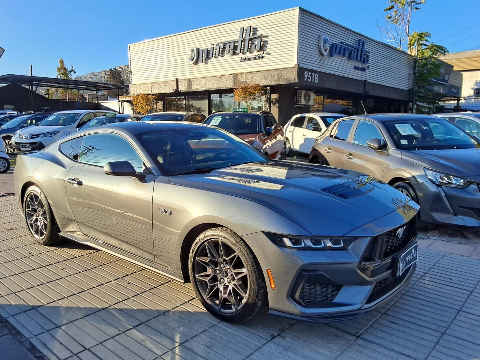 FORD MUSTANG COUPE GT PREMIUM 5.0 AUT 2024 COMO NUEVO - PIRETTA AUTOMOBILE