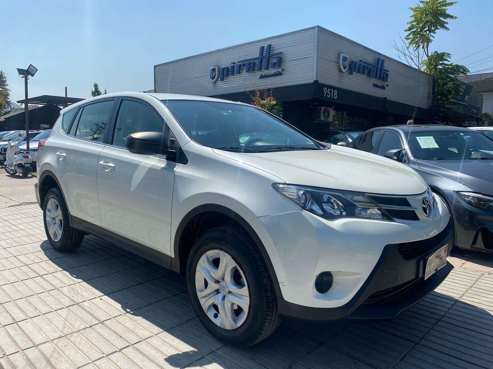 TOYOTA RAV 4 LUJO CVT 2.0 2016 IMPECABLE ESTADO - PIRETTA AUTOMOBILE