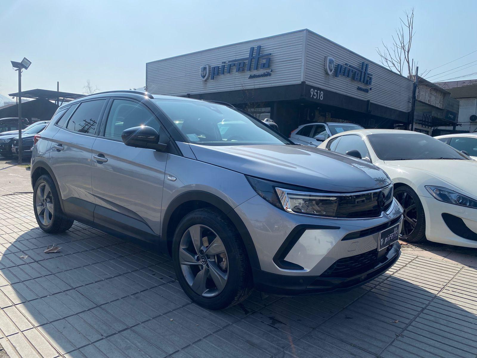 OPEL GRANDLAND GS LINE 1.2 MT 2023 UN DUEÑO, MANTENCIONES EN LA MARCA - PIRETTA AUTOMOBILE