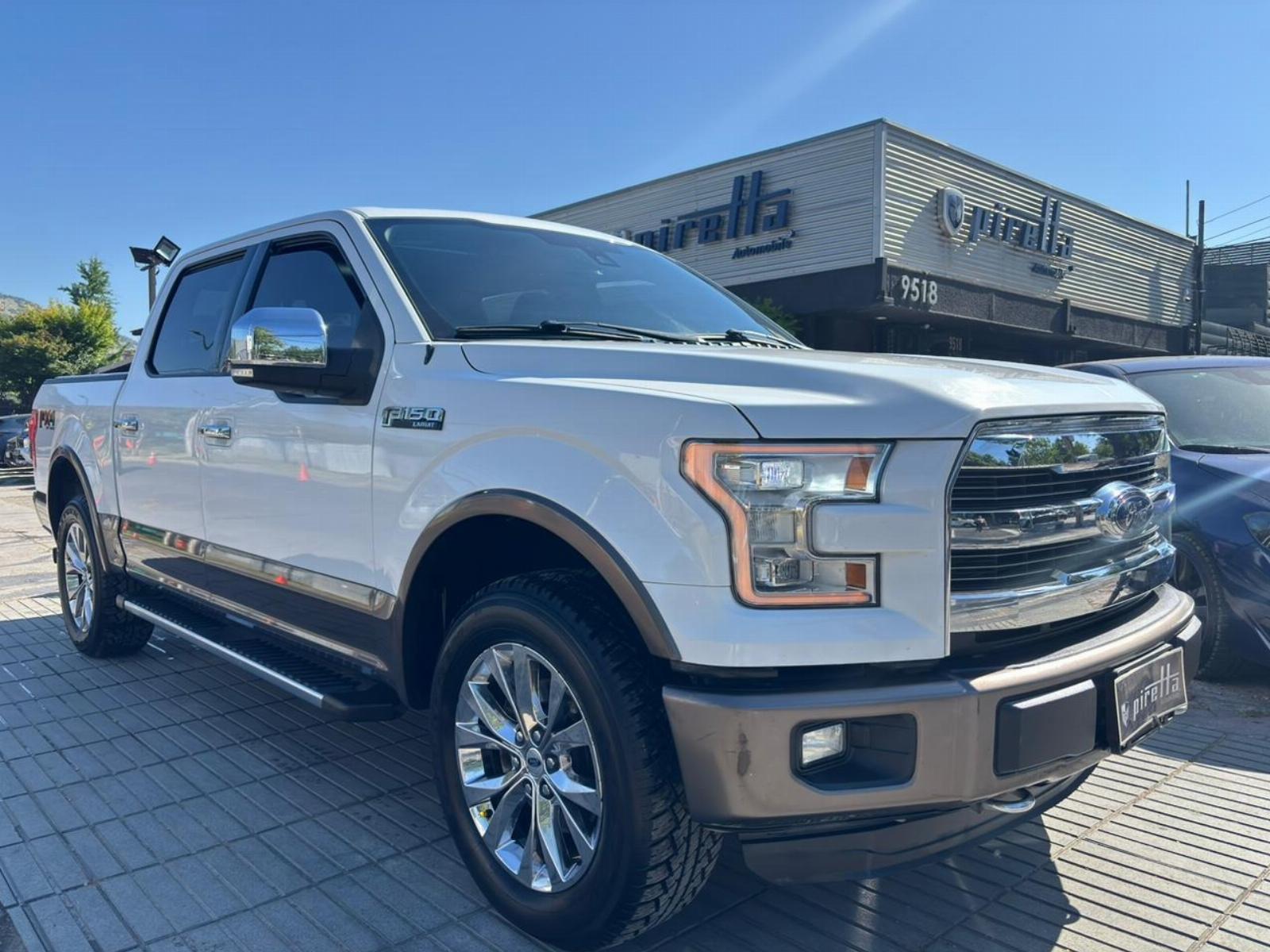 FORD F-150 LARIAT LUXURY 4X4 5.0 AUT 2017 MANTENCIONES AL DIA, IMPECABLE - FULL MOTOR