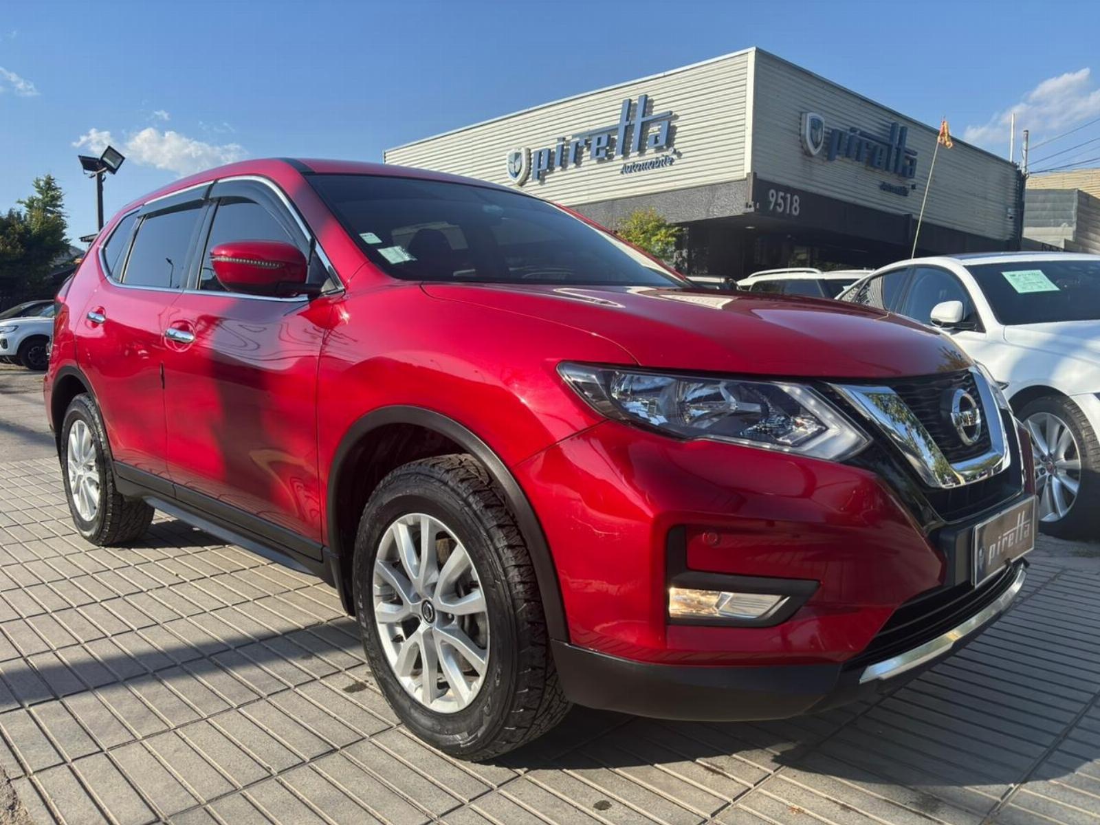 NISSAN X-TRAIL CVT 2.5 AUT 2023 MANTENCIONES AL DIA, IMPECABL CON 3 CORRIDAS. - FULL MOTOR