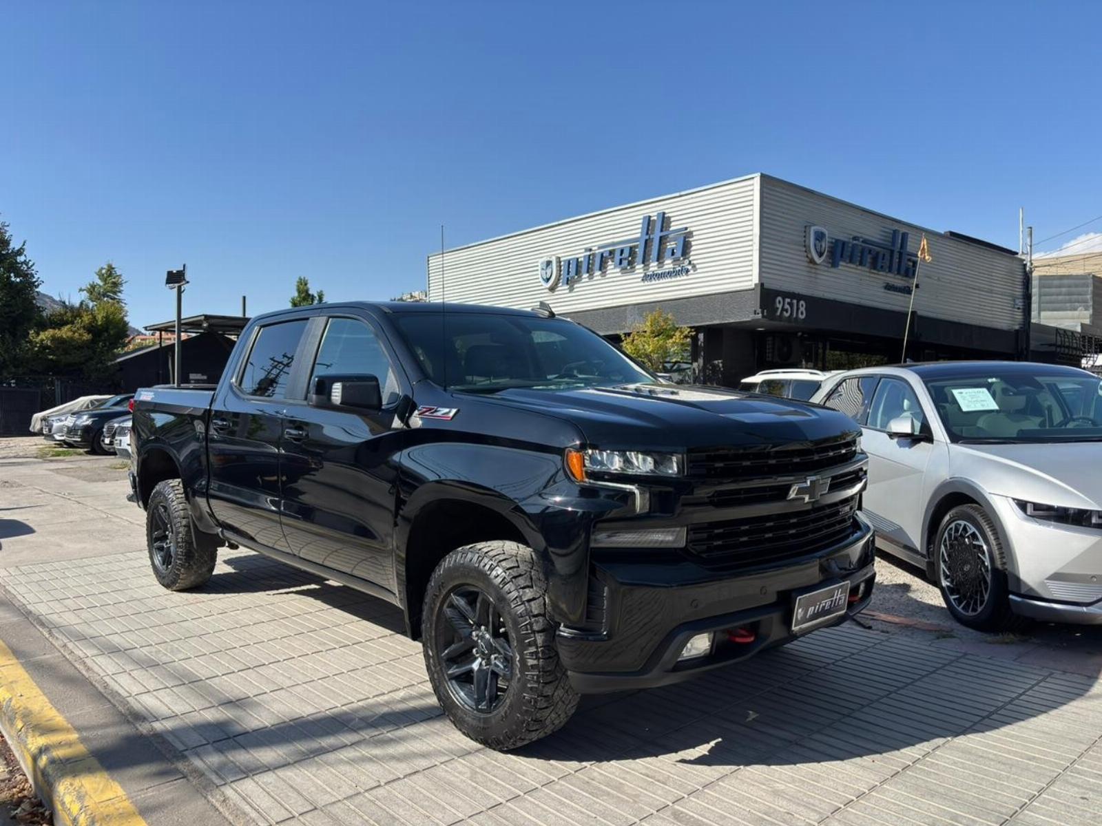 CHEVROLET SILVERADO 5.3 AT LTZ DC 4WD 2022 MANTENCIONES EN LA MARCA - FULL MOTOR