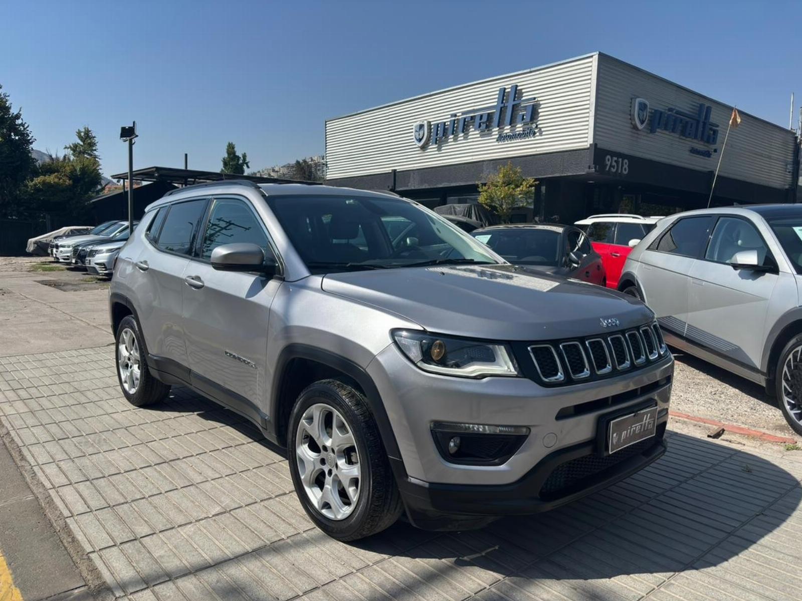 JEEP COMPASS 2.4 LONGITUDE AT 2021 ÚNICO DUEÑO - FULL MOTOR