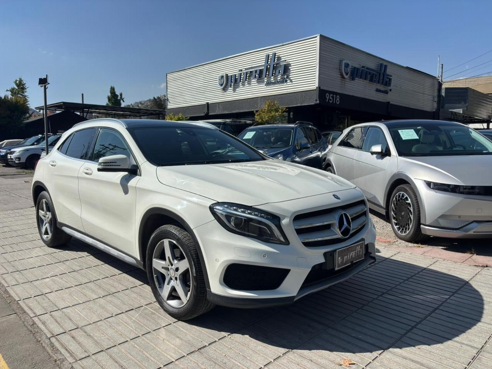 MERCEDES-BENZ GLA 220 CDI 4MATIC DCT AT 2017 MANTENCIONES EN LA MARCA - FULL MOTOR