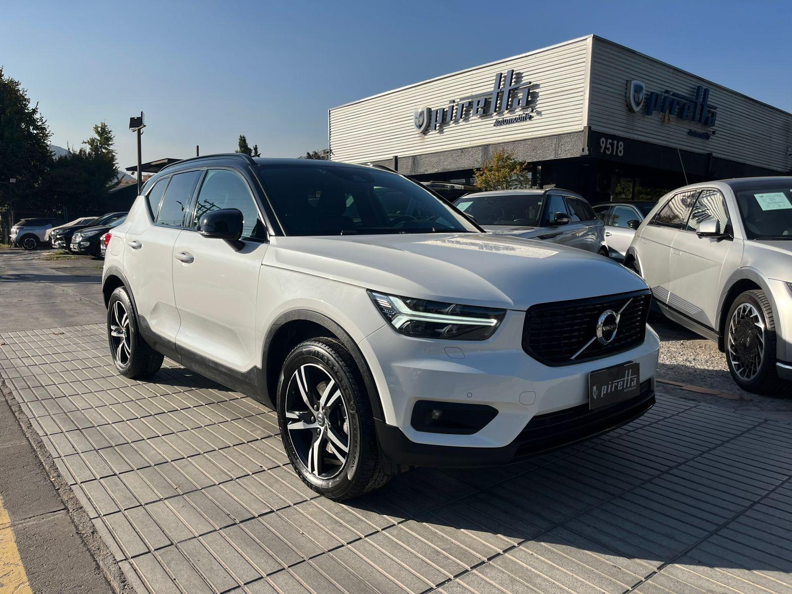 VOLVO XC40 R-DESIGN AUTO 2021 IMPECABLE ESTADO. - FULL MOTOR