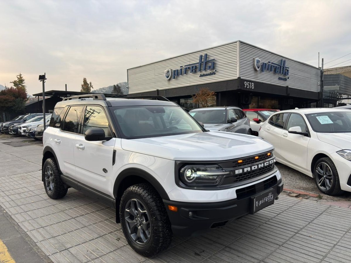 FORD BRONCO Sport 2.0 Wildtrak Auto 4WD 2022 IMPECABLE ESTADO - FULL MOTOR