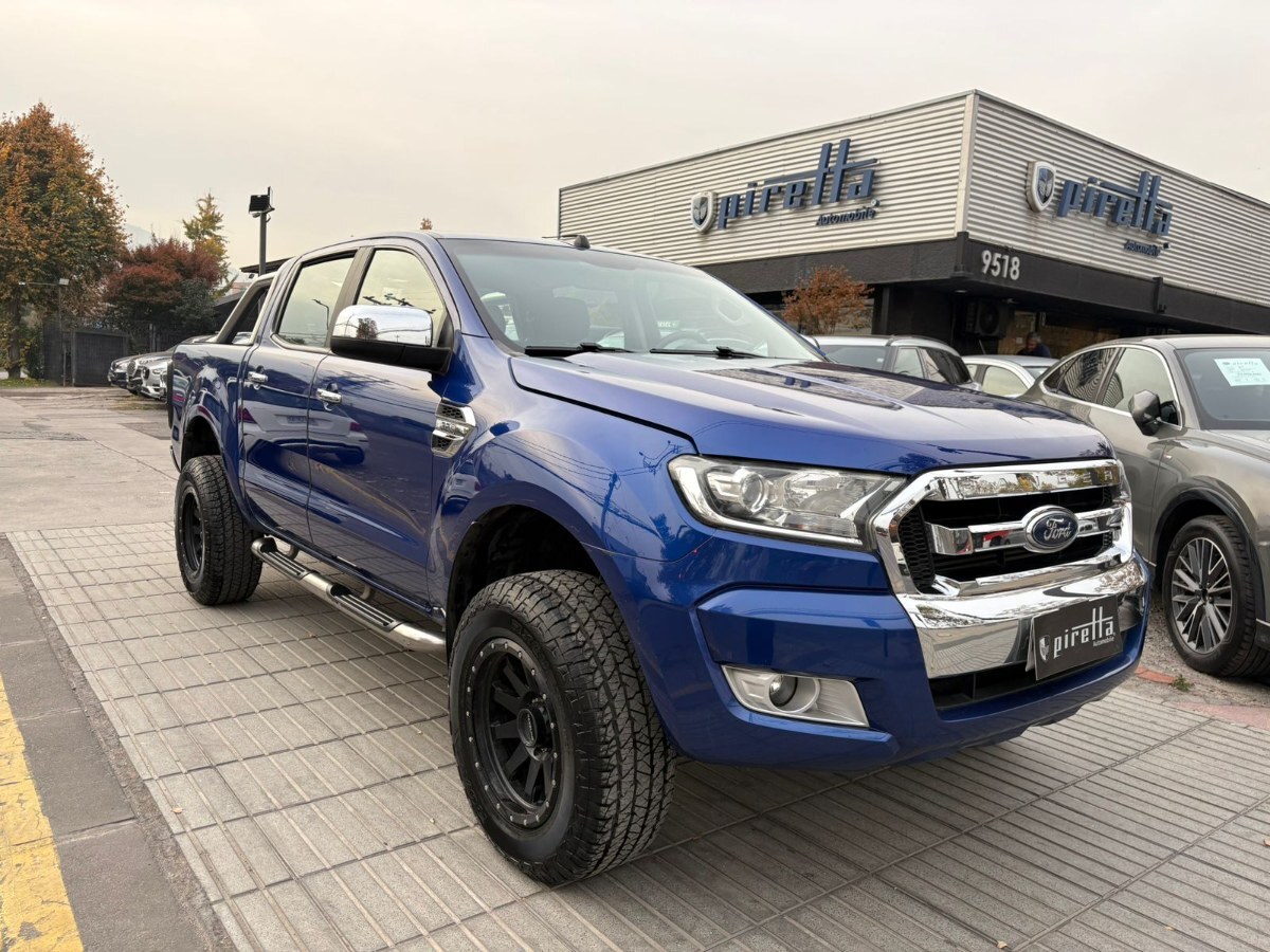 FORD RANGER DCAB XLT 4X4 3.2 AUT 2019 IMPECABLE ESTADO - FULL MOTOR