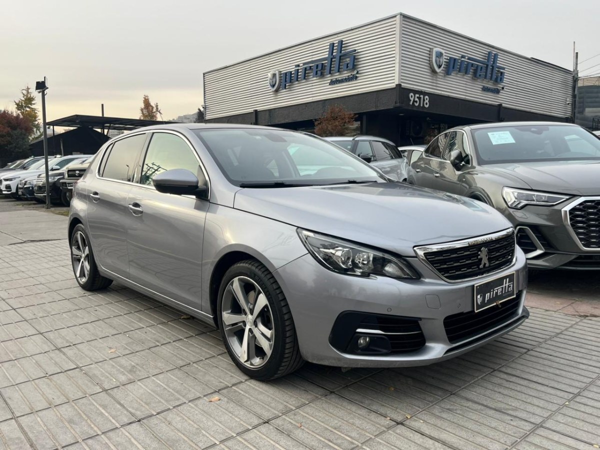 PEUGEOT 308 THP 165 HATCH BACK 1.6 AUT 2022 IMPECABLE ESTADO - FULL MOTOR