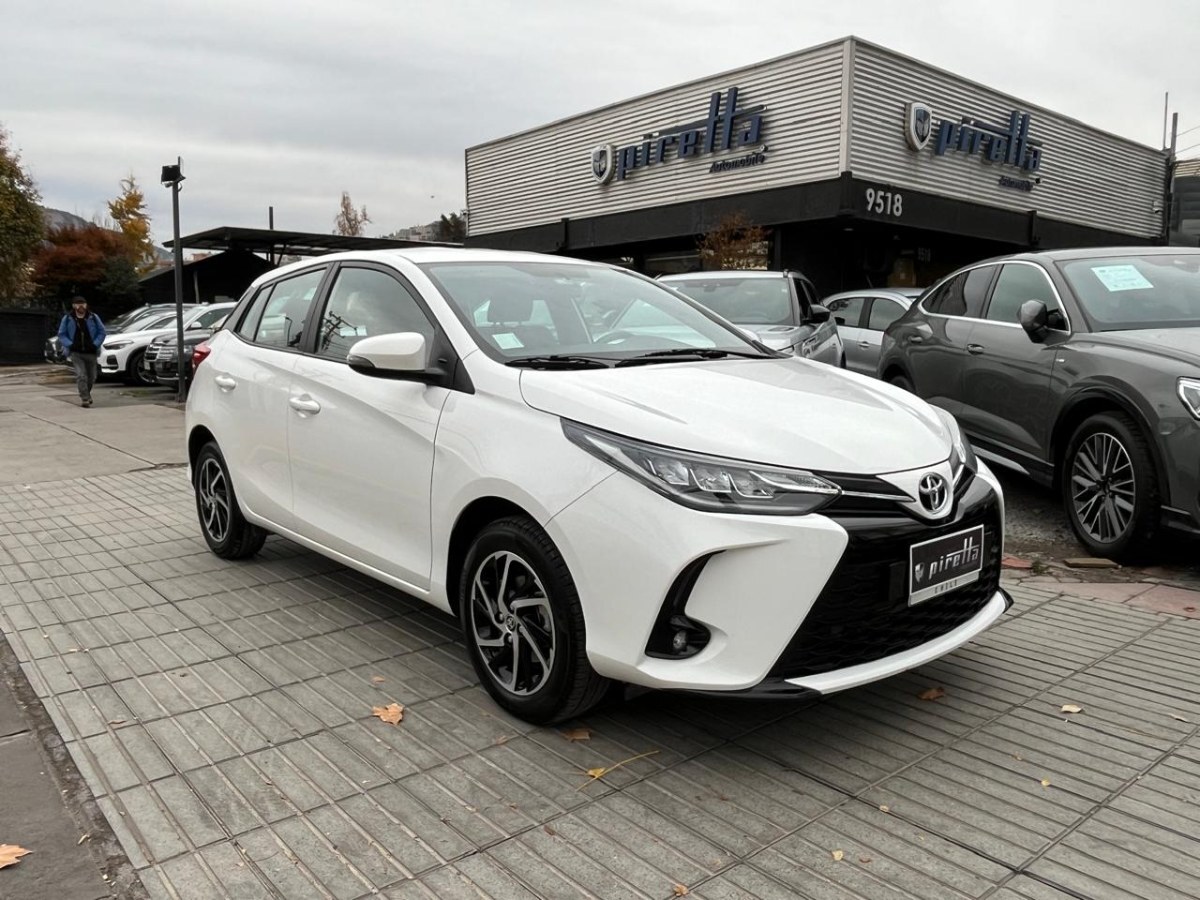 TOYOTA YARIS SPORT HB OTTO 1.5 S 2022 UNICO DUEÑO. - FULL MOTOR