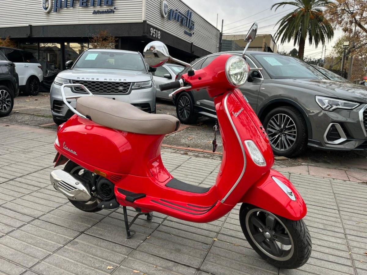 VESPA VXL 150 CC 2025 UNICO DUEÑO. - FULL MOTOR