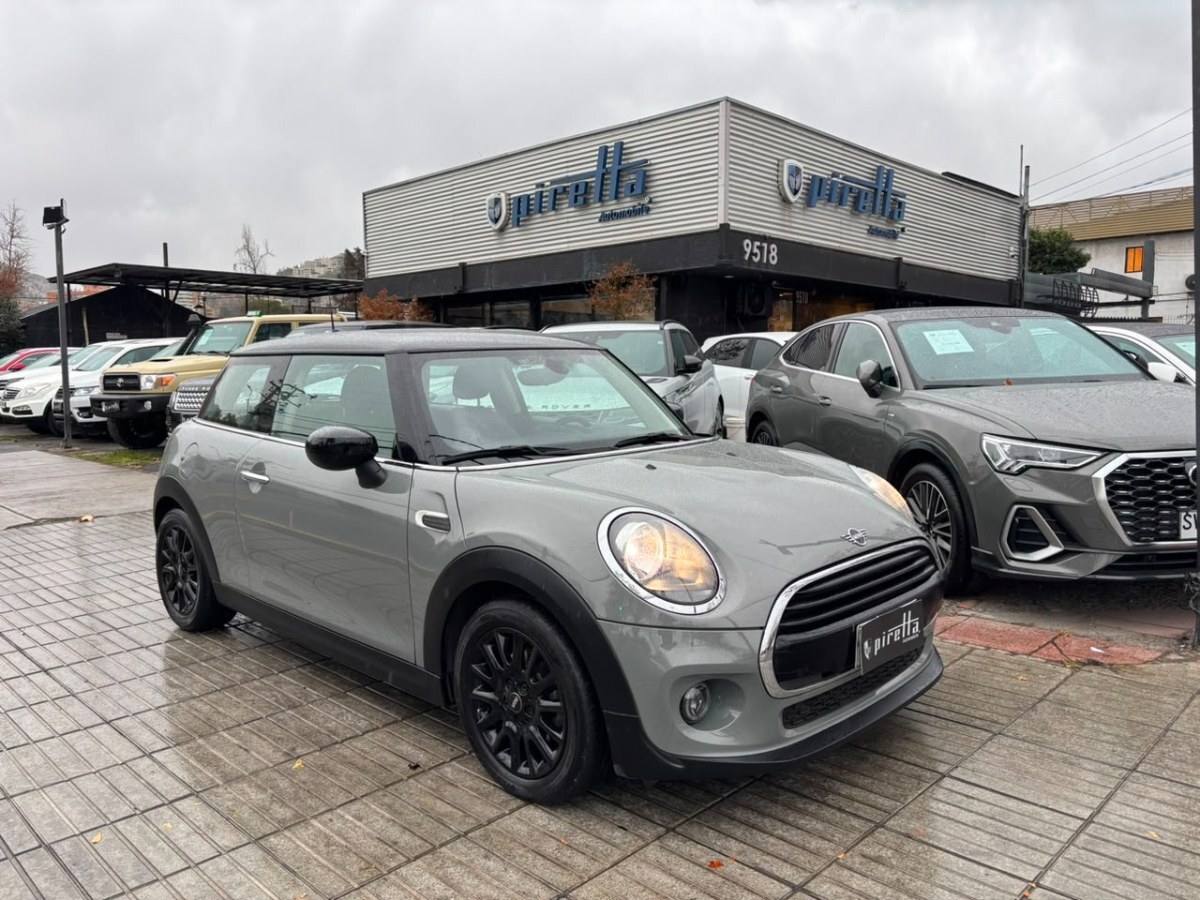MINI COOPER ESENCIAL 4X2 HB MT 3P. 2022 MANTENCIONES EN LA MARCA - FULL MOTOR