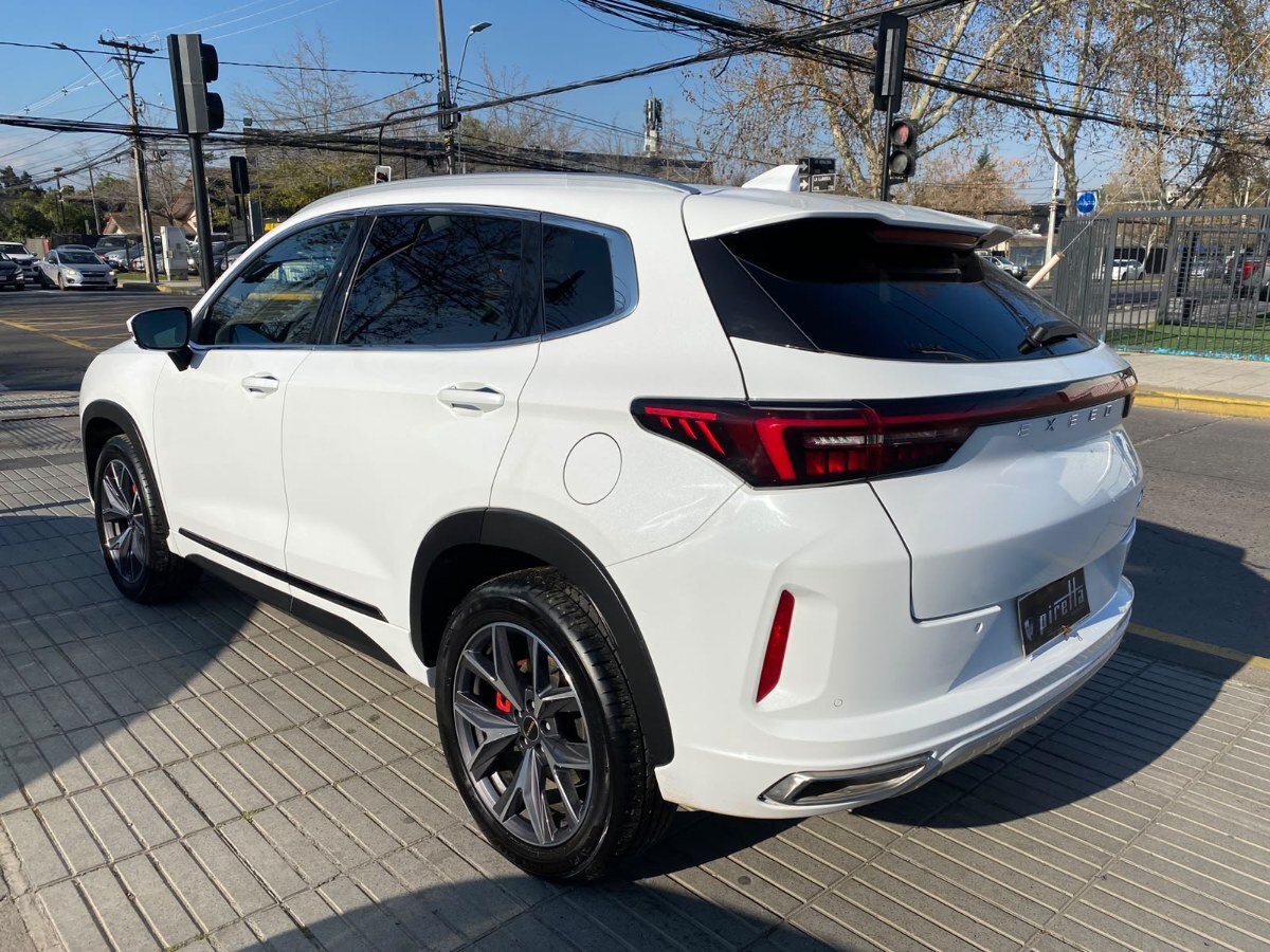Exeed Lx New Lx1.6T Unlimited — foto 4 de 25