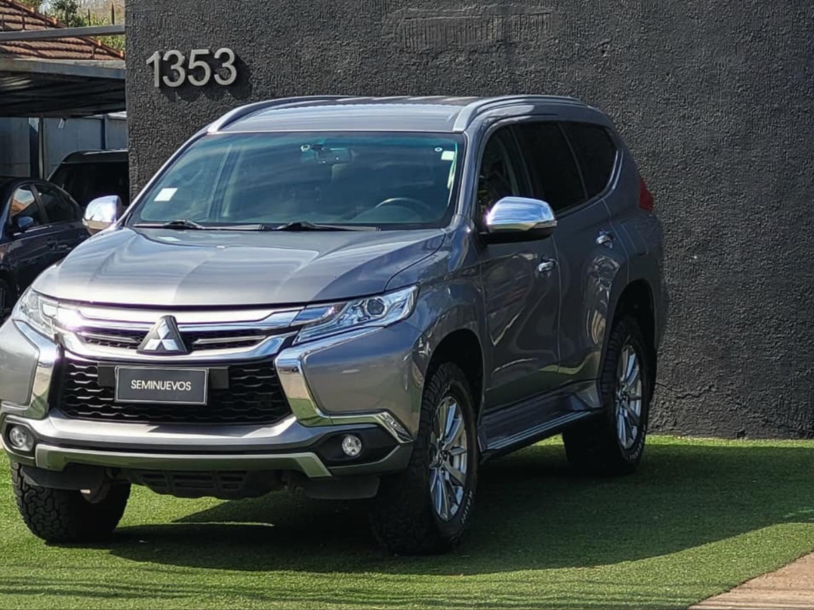 MITSUBISHI MONTERO SPORT 3.0 AUT 2020 IMPECABLE - FULL MOTOR