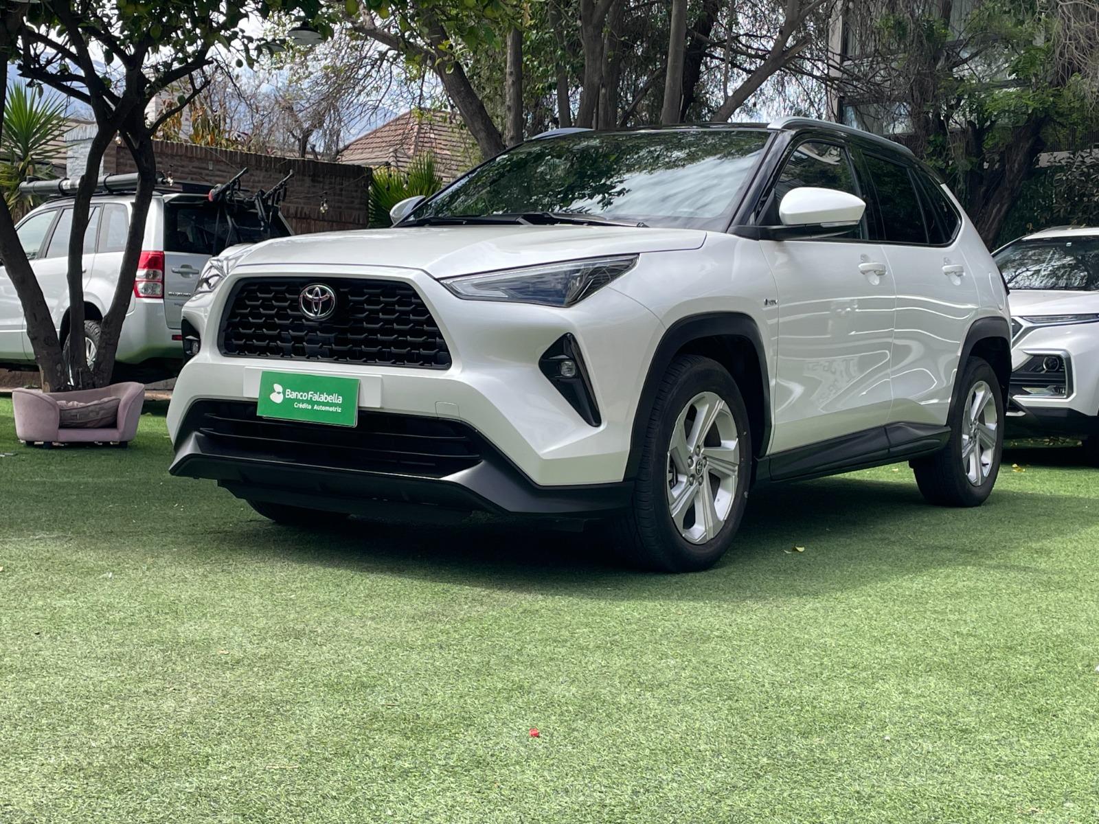 TOYOTA YARIS CROSS CROSS  HEV 1.5 AUT 2025 IMPECABLE COMO NUEVO - 