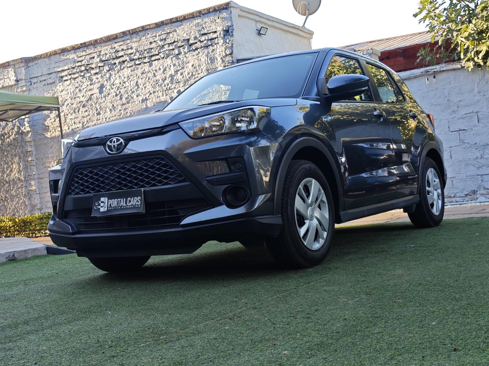 TOYOTA RAIZE 1.2 E CVT 2024 IMPECABLE COMO NUEVO - FULL MOTOR