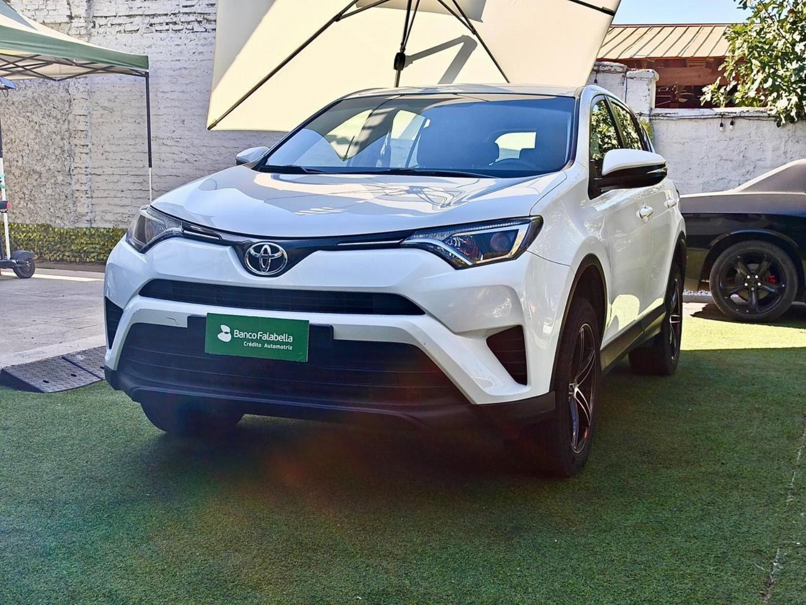 TOYOTA RAV 4 2.0 AUT 2018 IMPECABLE - FULL MOTOR