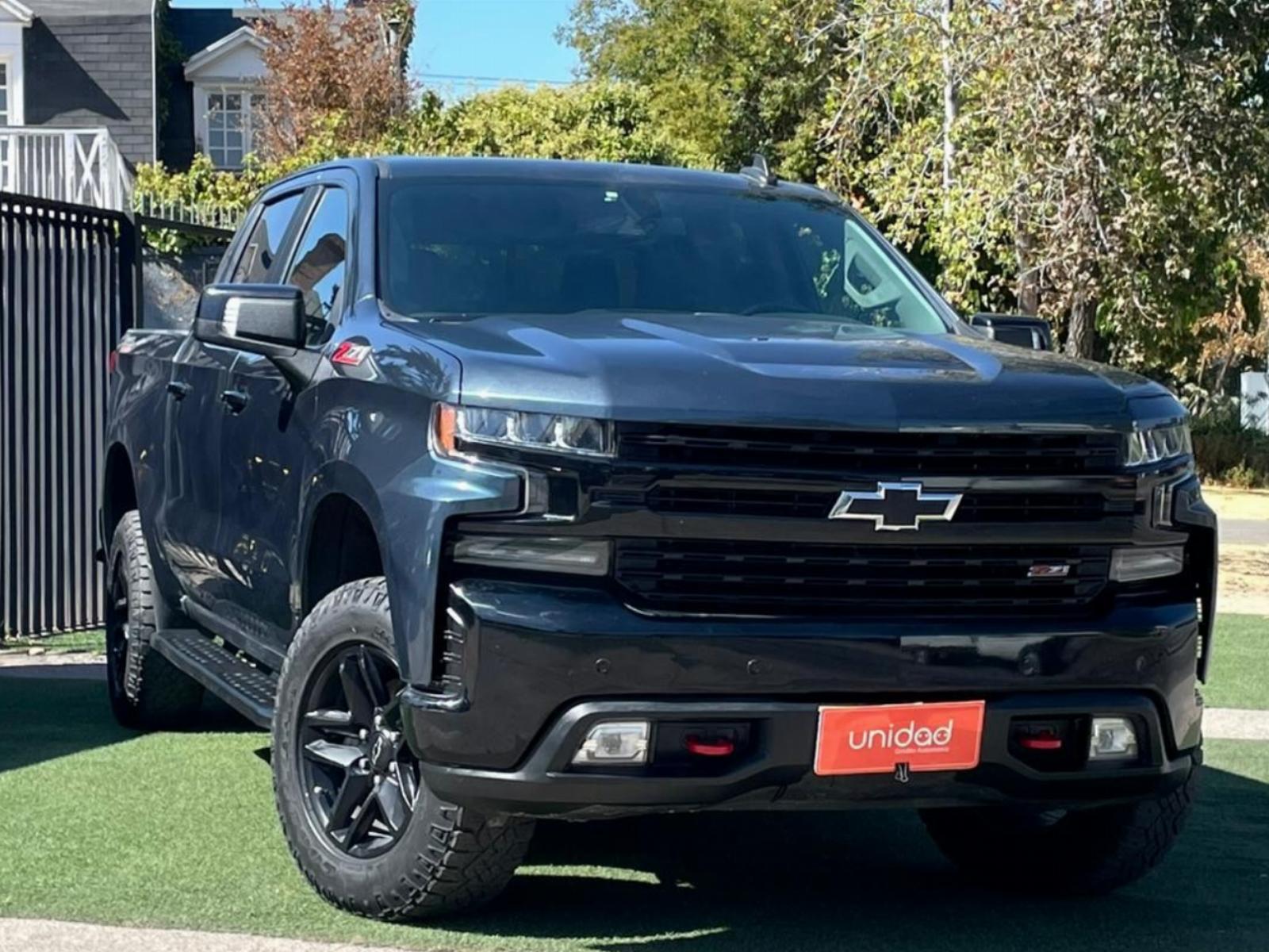 CHEVROLET SILVERADO 5.3 V8 4X4 2019 UNA BESTIA - FULL MOTOR