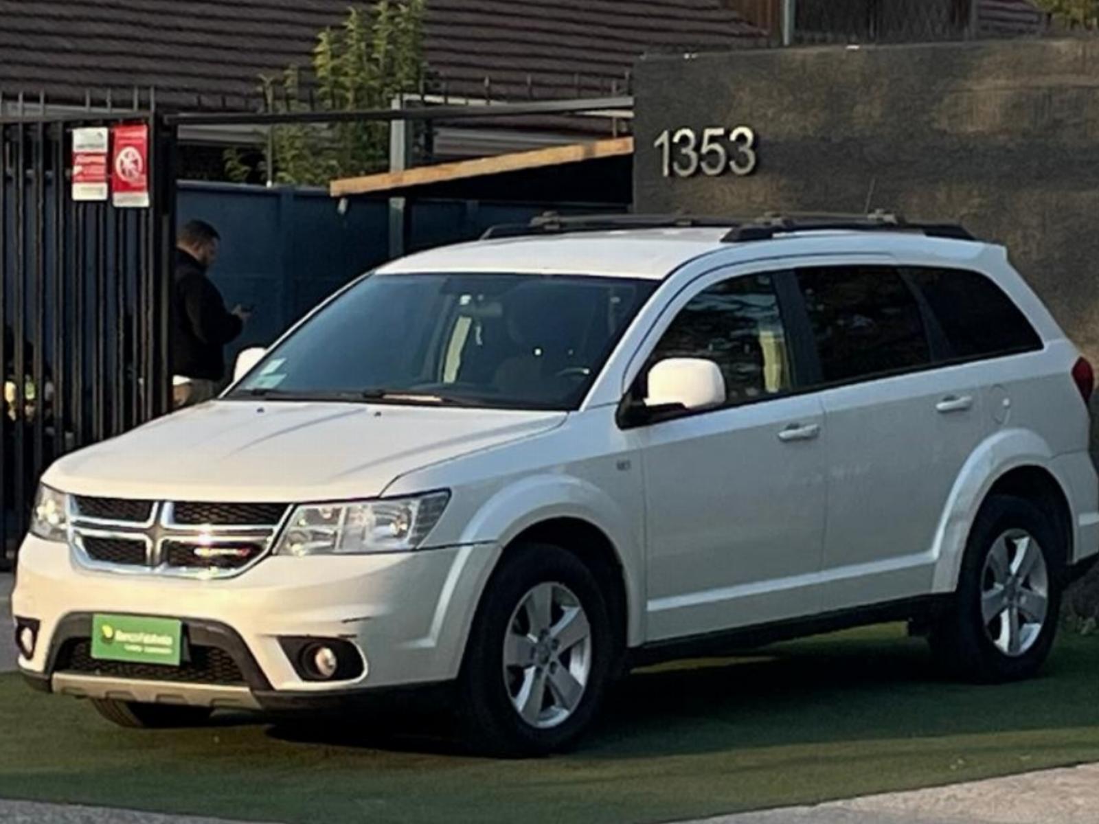 DODGE JOURNEY SE 2.4 AT 2017 EN BUEN ESTADO - FULL MOTOR
