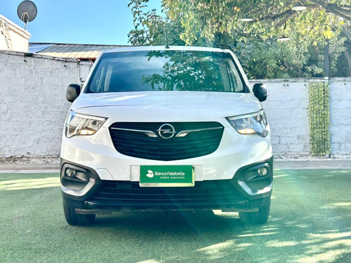 OPEL COMBO HDI 92 LI 5P 1.6 2022 IMPECABLE - FULL MOTOR