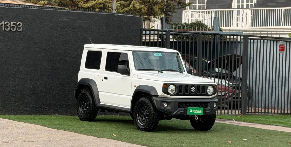 SUZUKI JIMNY Jimny GL 4x4 1.5 Winche 2022 Buen estado - FULL MOTOR
