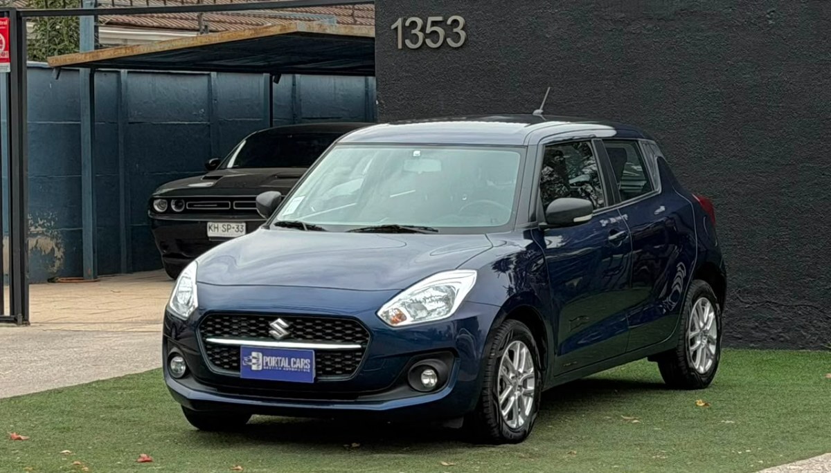SUZUKI SWIFT GL SPORT HB 1.2 2024 COMO NUEVO - Portal Cars