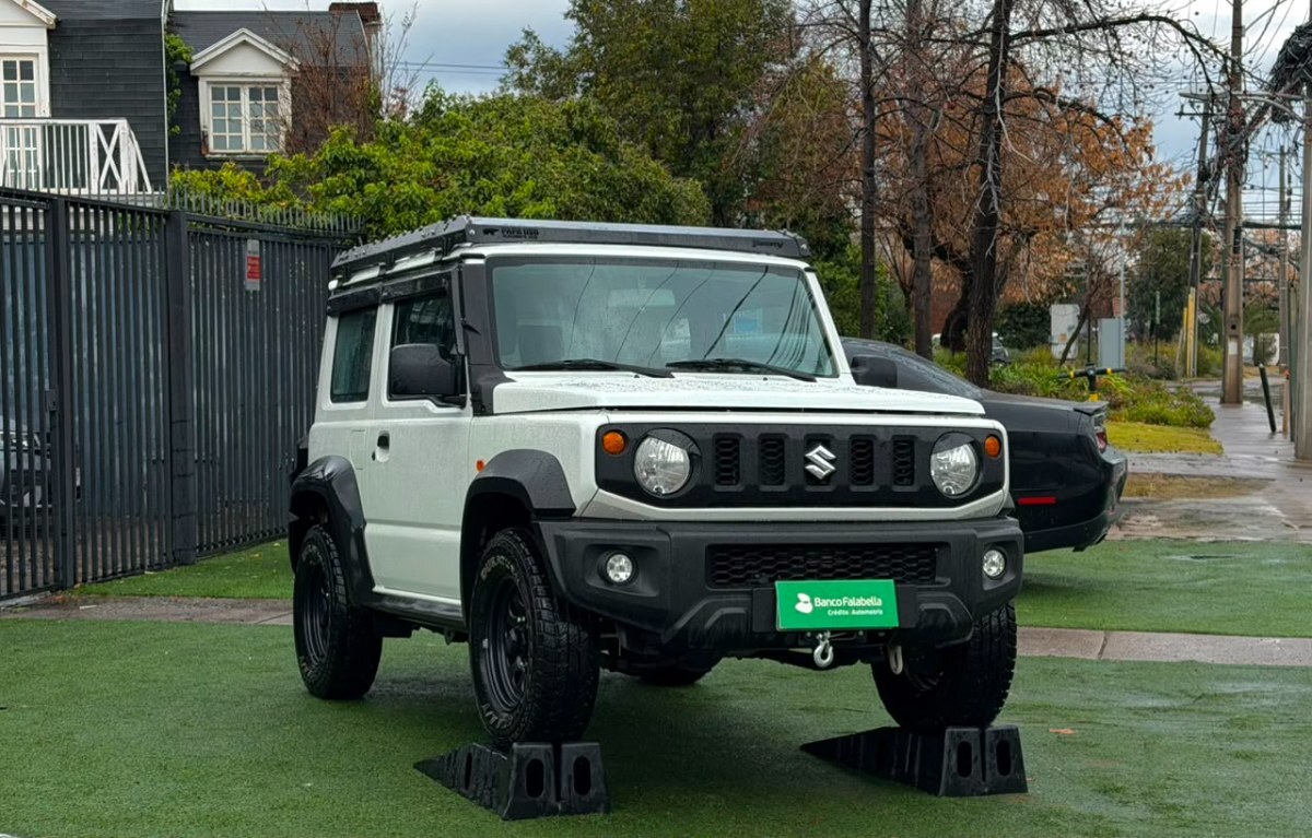 SUZUKI JIMNY GL 1.5 Winche 4x4 2025 COMO NUEVO! - FULL MOTOR