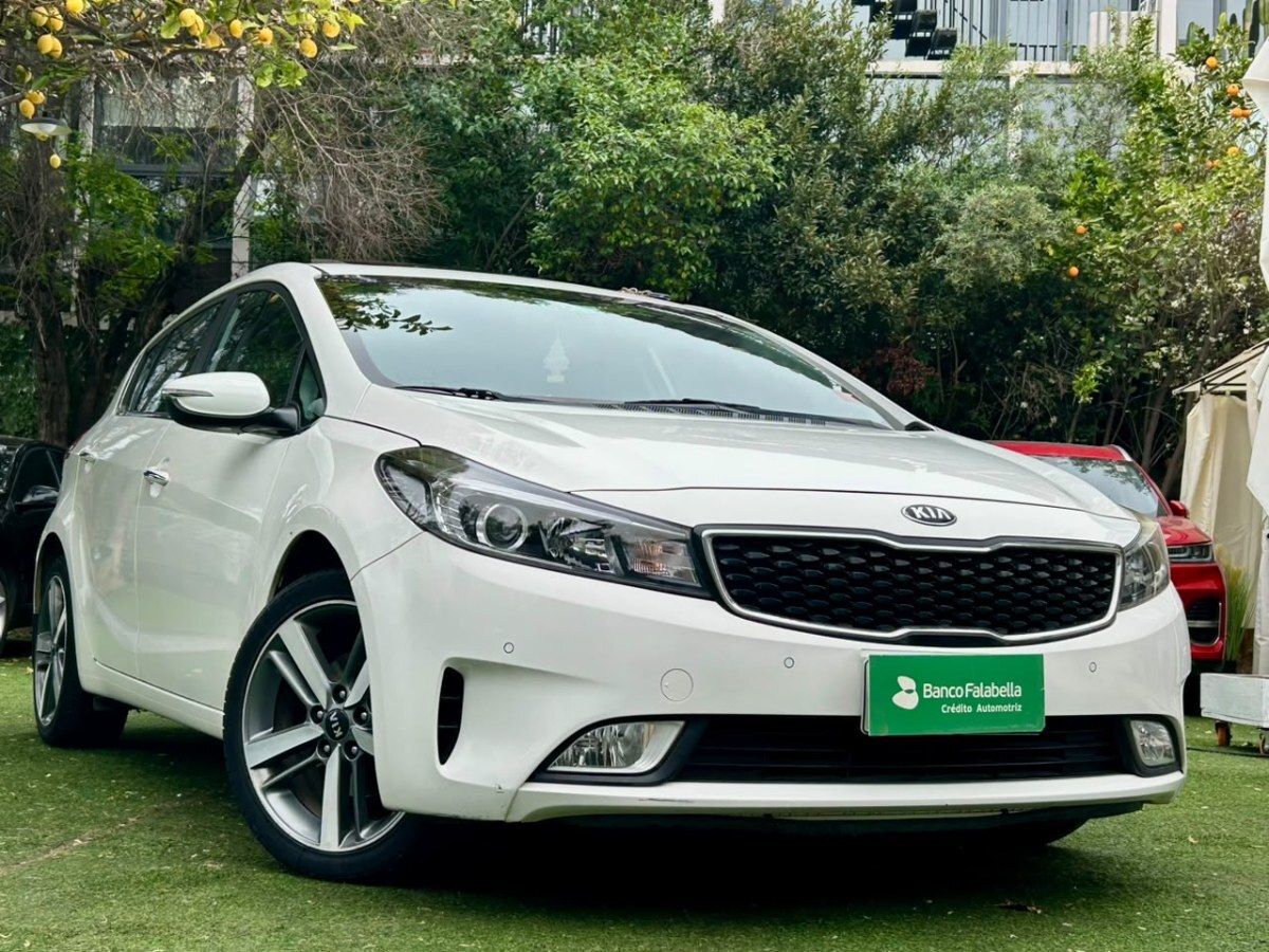 KIA CERATO 5 CERATO 5 EX 1.6 2017 IMPECABLE - FULL MOTOR