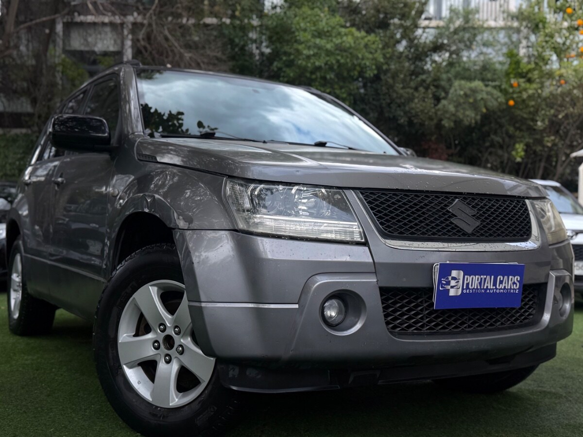 SUZUKI GRAND NOMADE 2.0 GLX 2 4X4  2008 MUY CUIDADO - Portal Cars