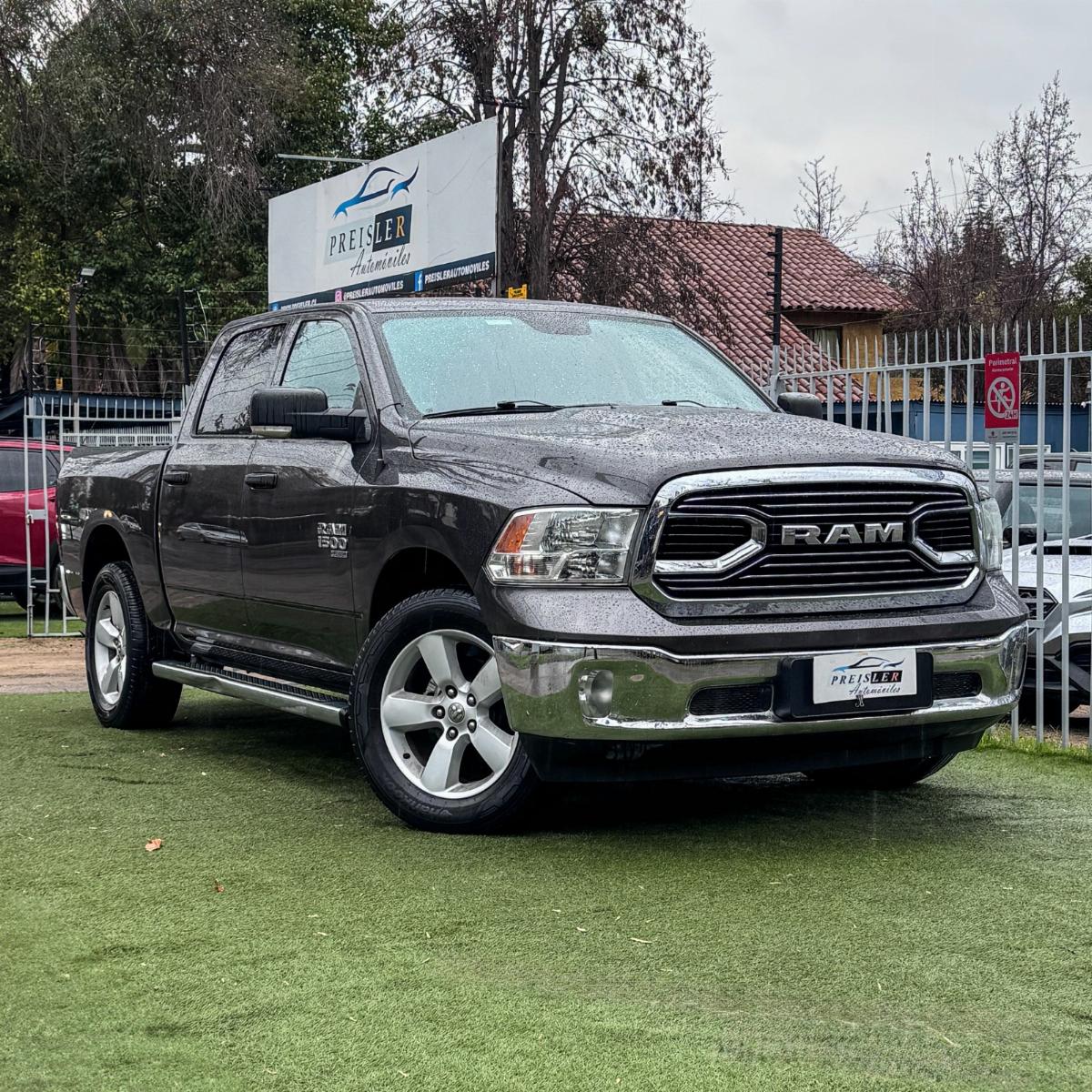 DODGE RAM 1500 SLT 3.6 4X4 2023 UN DUEÑO MANTENCIONES - 