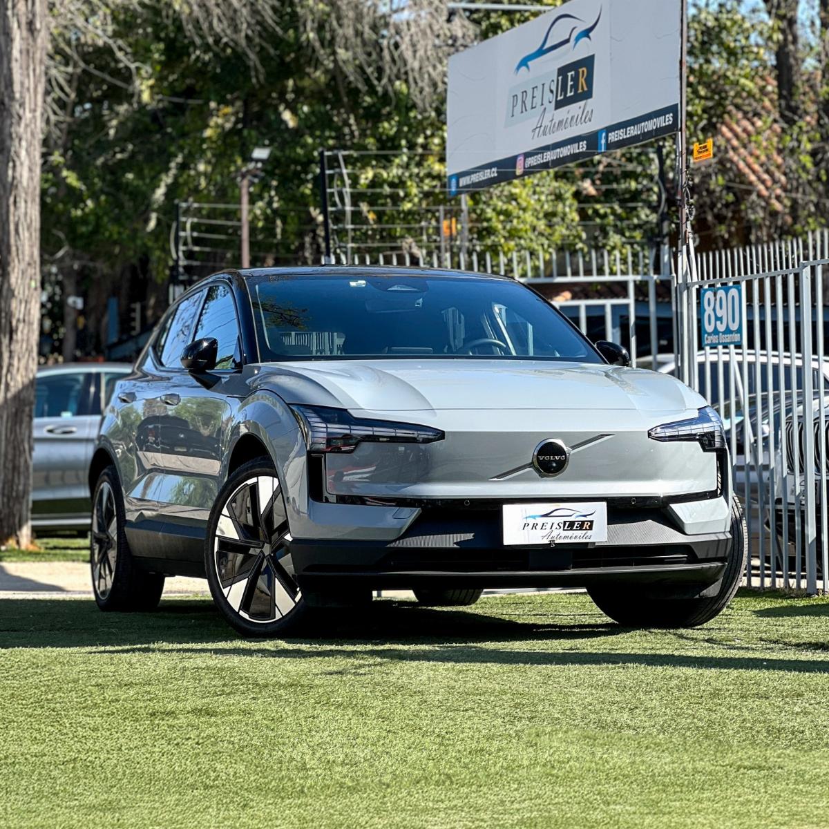 VOLVO EX30 E60 ULTRA 2025 UN DUEÑO MANTENCIONES - 
