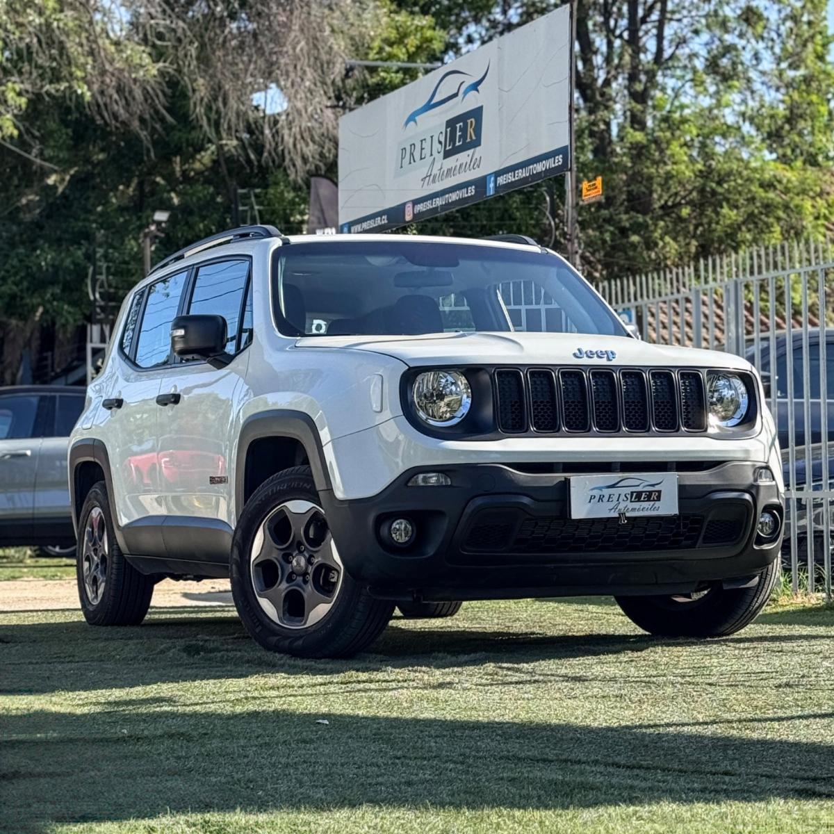 JEEP RENEGADE 1.8 LX MECÁNICO 2021 EXCELENTE ESTADO -