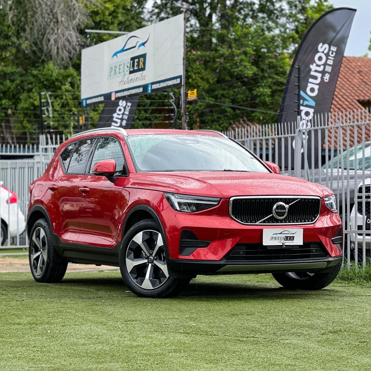 VOLVO XC40 B4 PLUS 2.0 2024 UN DUEÑO MANTENCIONES - 