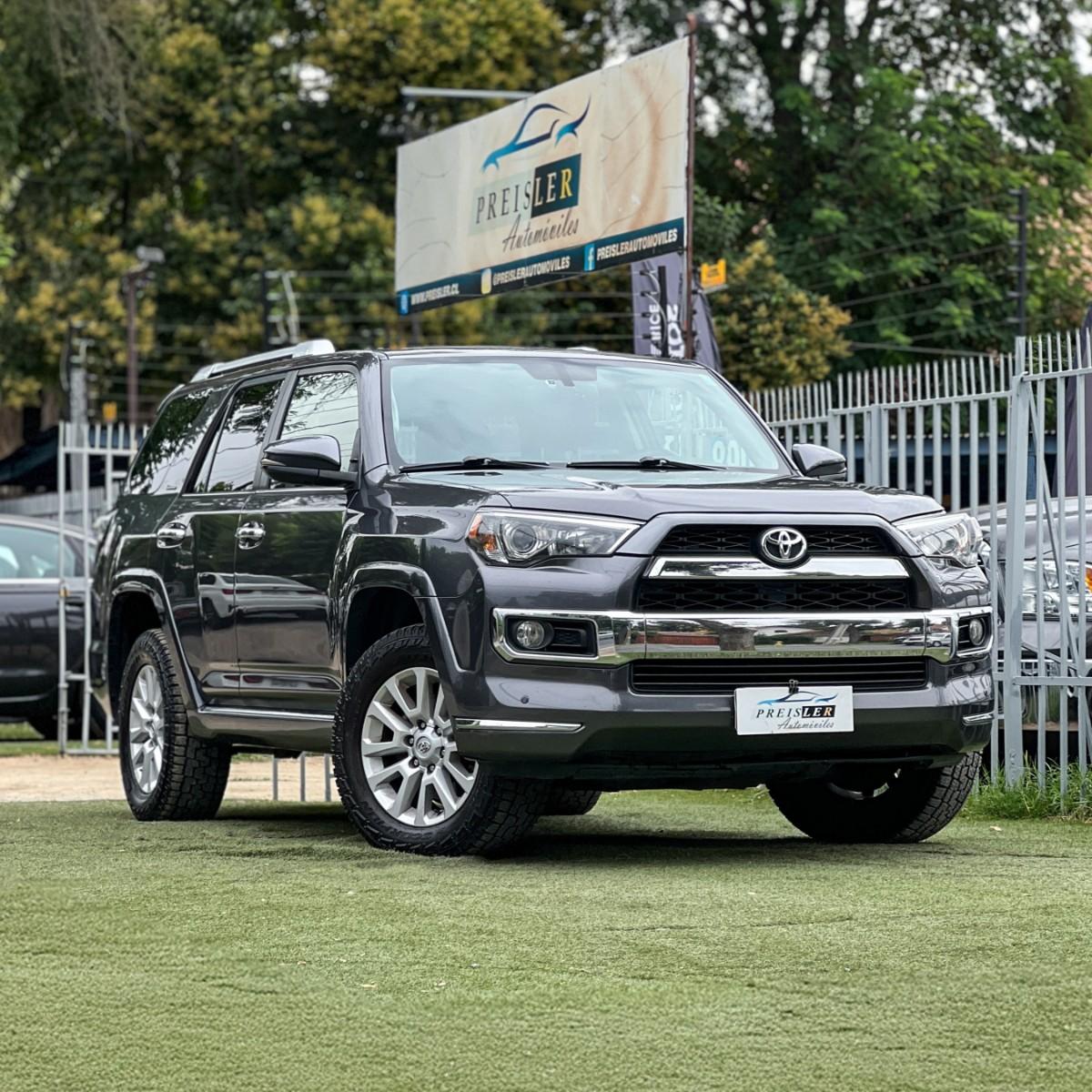 TOYOTA 4 RUNNER LIMITED 4X4  2017 EXCELENTE ESTADO - 