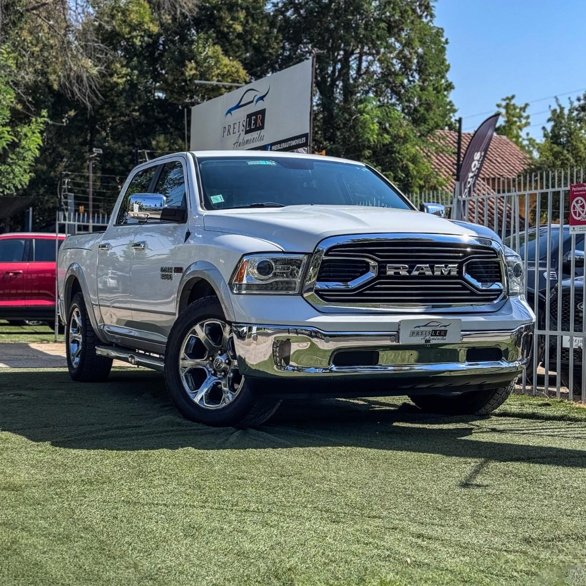 RAM 1500 LARAMIE DIESEL 4X4 AUTOMATICA 2019 UN DUEÑO MANTENCIONES - 